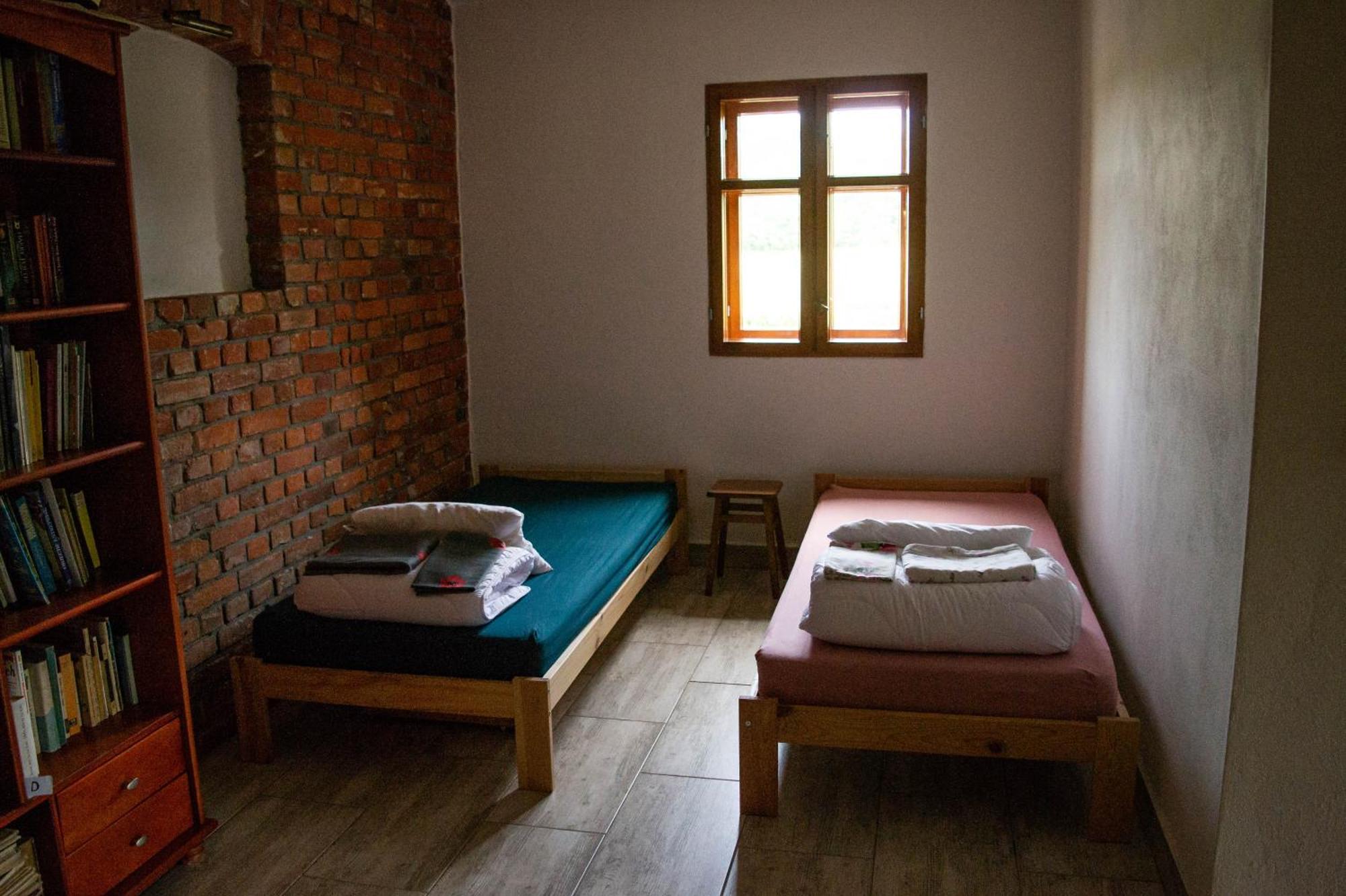 Agroturystyka Borow - Pokoje Prusice Esterno foto