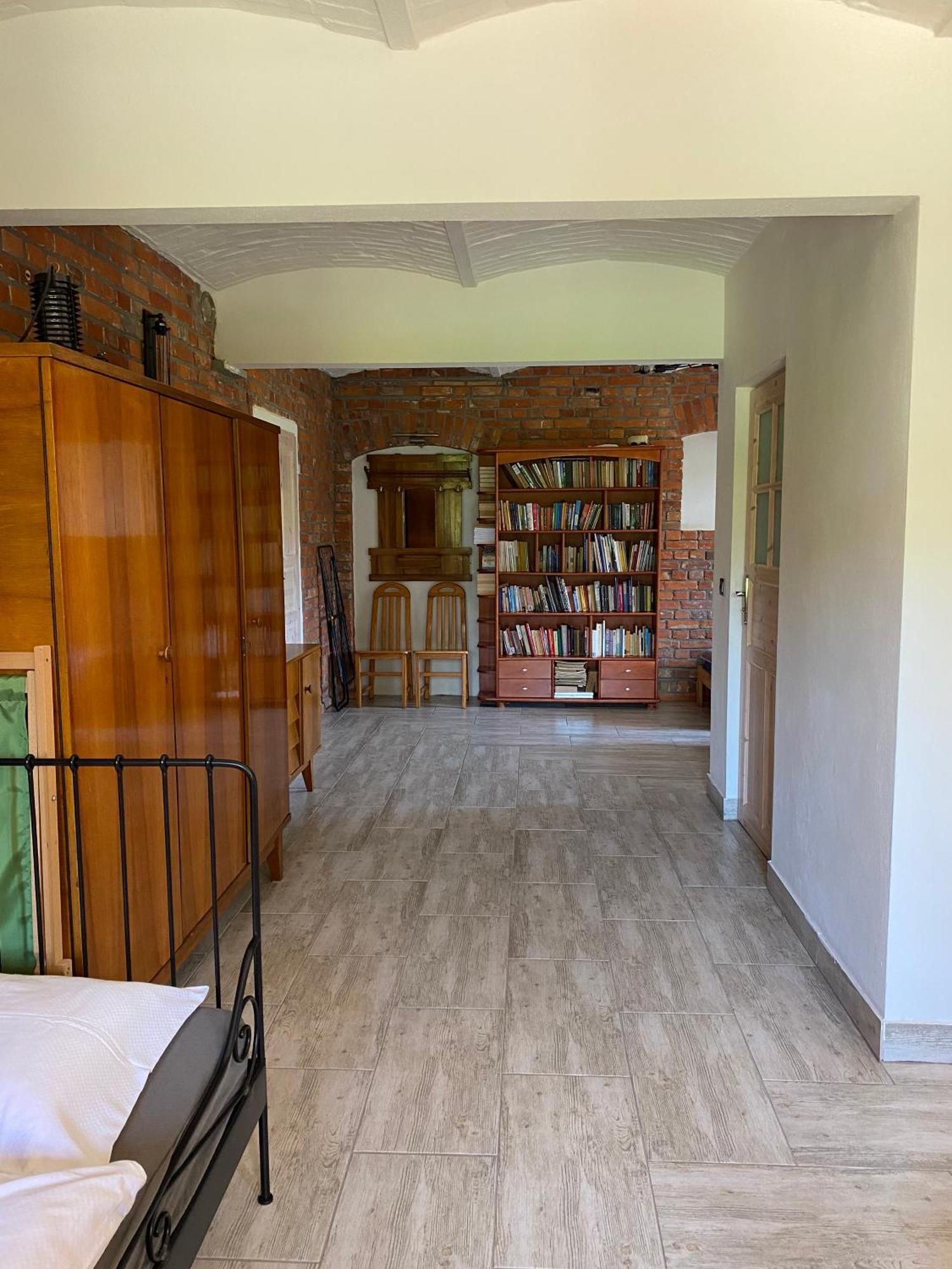 Agroturystyka Borow - Pokoje Prusice Esterno foto